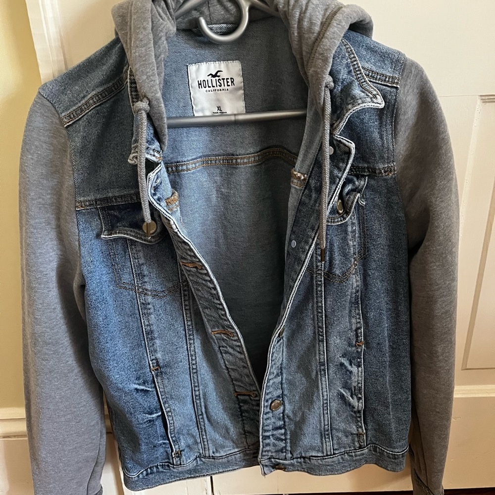 Hollister Jean jacket size XL